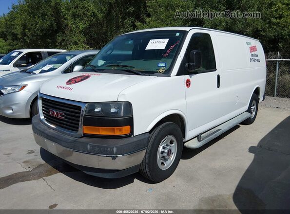 1GTW7AFF5H1904326 2017 GMC SAVANA 2500 White Przód lewy
