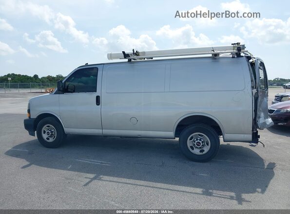 1GTW7AFG4J1189473 2018 GMC SAVANA 2500 Серебряный Панорамный вид салона 360°