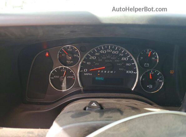 1GTW7AFG5K1272637 2019 GMC SAVANA White Սարքավորումների վահանակի տեսք
