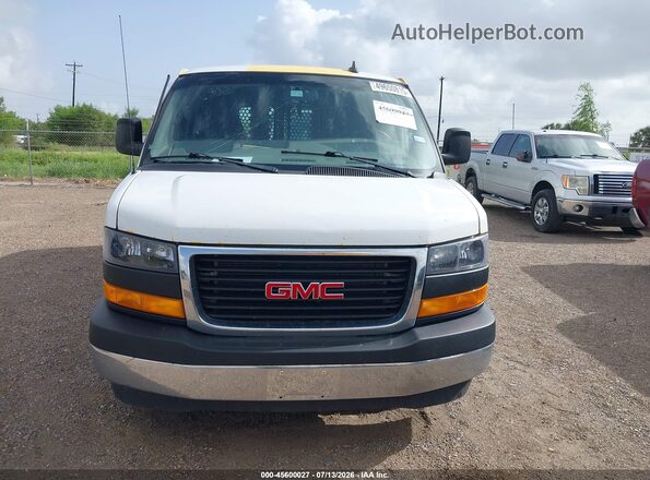 1GTW7AFG7K1302463 2019 GMC SAVANA 2500 Белый Вид щитка приборов