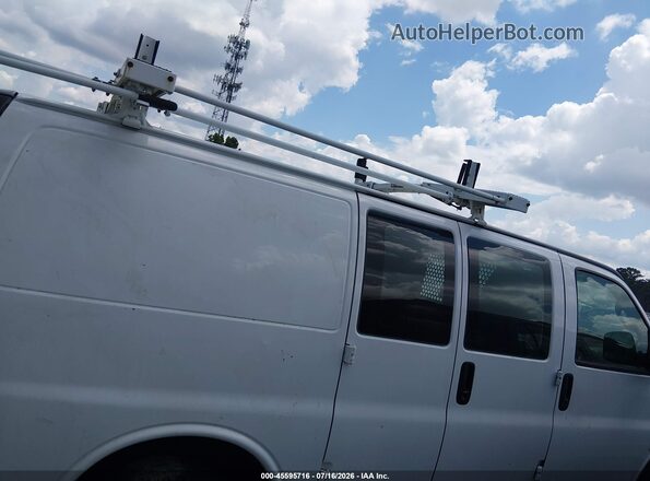 1GTW7AFGXL1233138 2020 GMC SAVANA CARGO White უკანა მარჯვენა