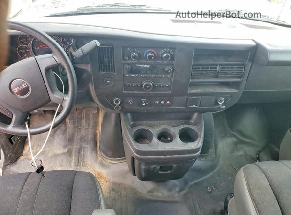 1GTW7AFP2P1201855 2023 GMC SAVANA White წინა პანელის ხედი