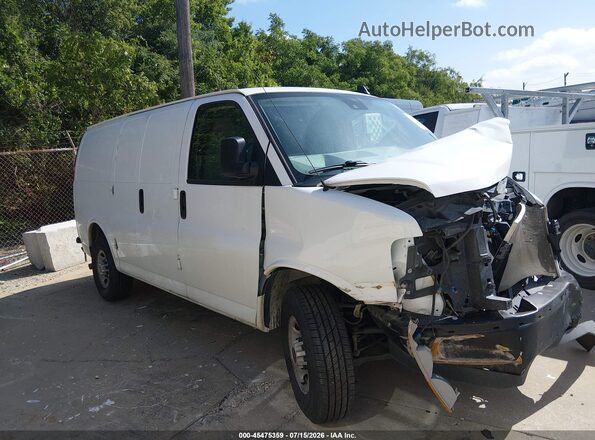 1GTW7AFP3R1165628 2024 GMC SAVANA CARGO White სალონის 360-გრადუსიანი ხედი