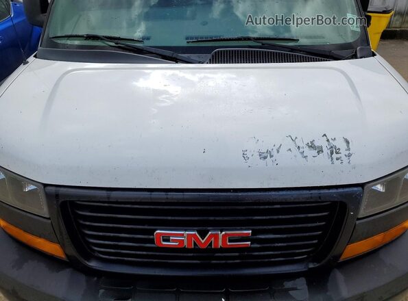 1GTW7AFP7J1332335 2018 GMC SAVANA White Widok komory silnika