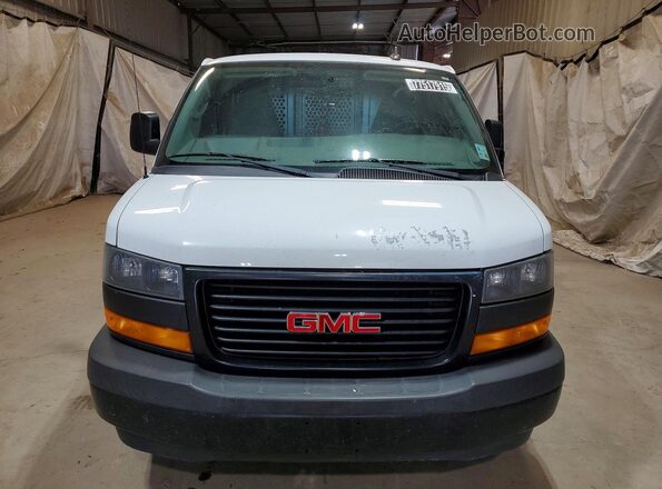 1GTW7AFP7J1332335 2018 GMC SAVANA White Widok z przodu