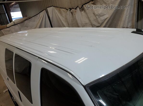 1GTW7AFP7J1332335 2018 GMC SAVANA White 