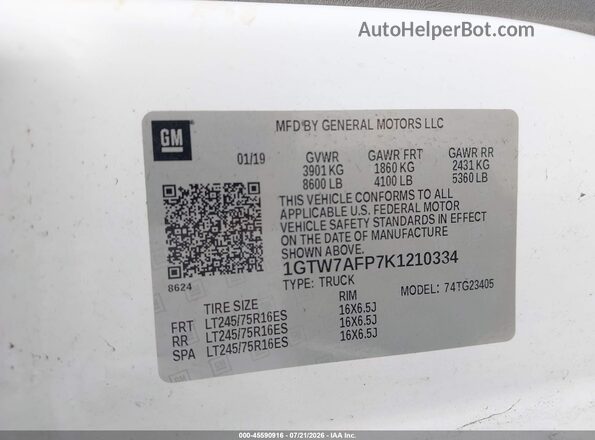 1GTW7AFP7K1210334 2019 GMC SAVANA 2500 White Շարժիչի բաժամունքի տեսք