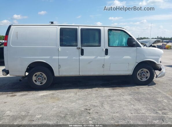 1GTW7AFP7M1212636 2021 GMC SAVANA CARGO Белый Вид задней части салона