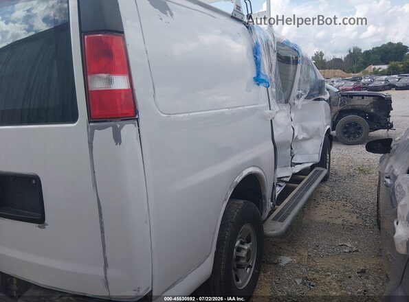 1GTW7AFP8N1166588 2022 GMC SAVANA CARGO White Դիմացի տեսք
