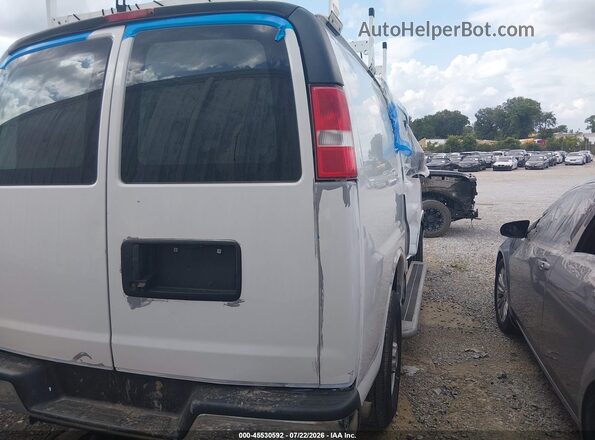 1GTW7AFP8N1166588 2022 GMC SAVANA CARGO White 