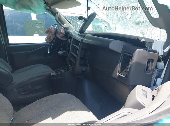 1GTW7BFP1P1115099 2023 GMC SAVANA CARGO White Widok wnętrza z przodu