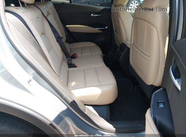 1GYAZAR40RF219051 2024 CADILLAC XT4 Silver Vista de la etiqueta del VIN