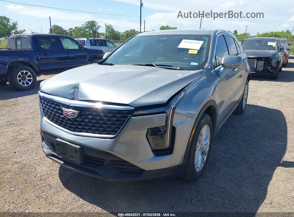 1GYAZAR42RF193519 2024 CADILLAC XT4 Серебряный Вид спереди