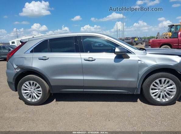 1GYAZAR42RF193519 2024 CADILLAC XT4 Серебряный Вид задней части салона