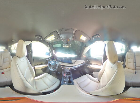 1GYAZAR45RF103361 2024 CADILLAC XT4 Blue 360 interior view