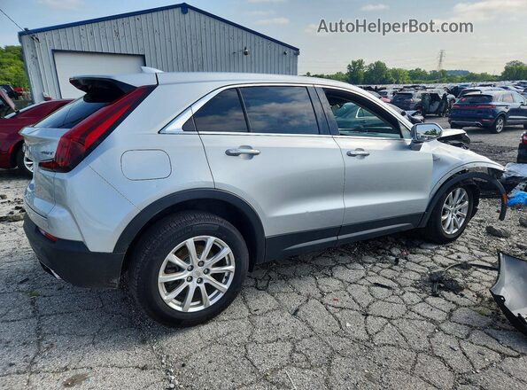 1GYAZAR47KF146962 2019 CADILLAC XT4 Silver Tył prawy