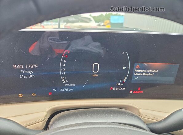 1GYAZAR47RF100042 2024 CADILLAC XT4 Красный Вид щитка приборов