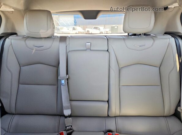 1GYAZAR49NF137944 2022 CADILLAC XT4 Синий Вид задних сидений