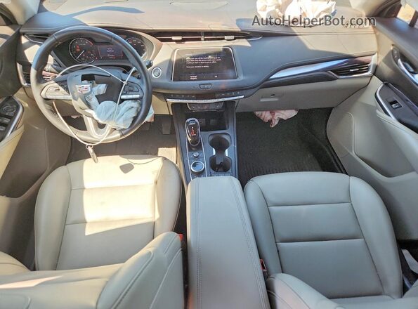 1GYAZAR49NF137944 2022 CADILLAC XT4 Синий Вид панели приборов