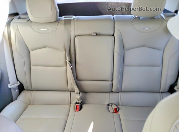 1GYAZAR4XKF220830 2019 CADILLAC XT4 White უკანა სავარძლების ხედი
