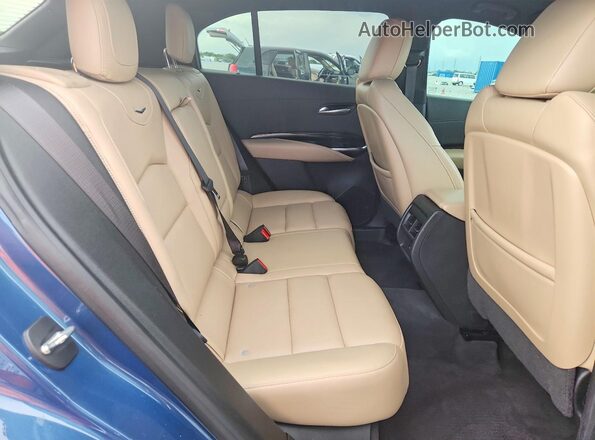 1GYAZAR4XRF122584 2024 CADILLAC XT4 Синий Вид задних сидений
