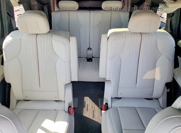 1GYC3NML1TZ702876 2026 CADILLAC VISTIQ Red Вид задніх сидінь