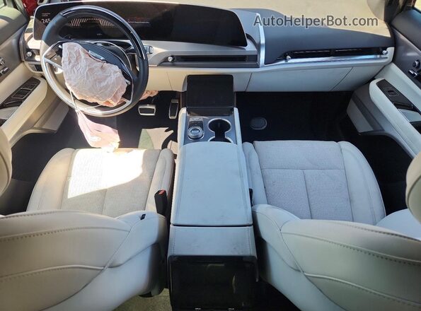 1GYC3NML4TZ711121 2026 CADILLAC VISTIQ Red Вид панелі приладів