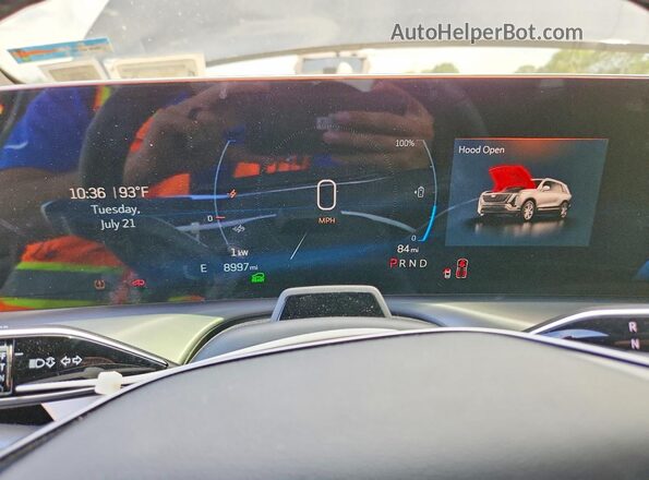 1GYC3NML9TZ700809 2026 CADILLAC VISTIQ Черный Вид щитка приборов