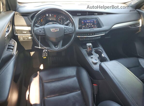 1GYFZCR45KF146606 2019 CADILLAC XT4 White Widok deski rozdzielczej