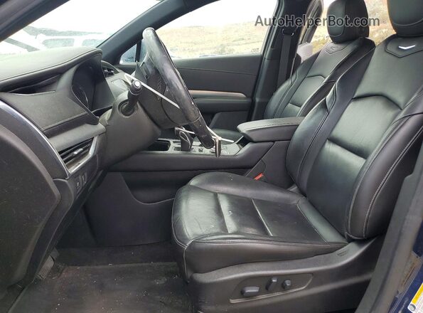 1GYFZCR47KF106897 2019 CADILLAC XT4 Blue წინა სალონის ხედი