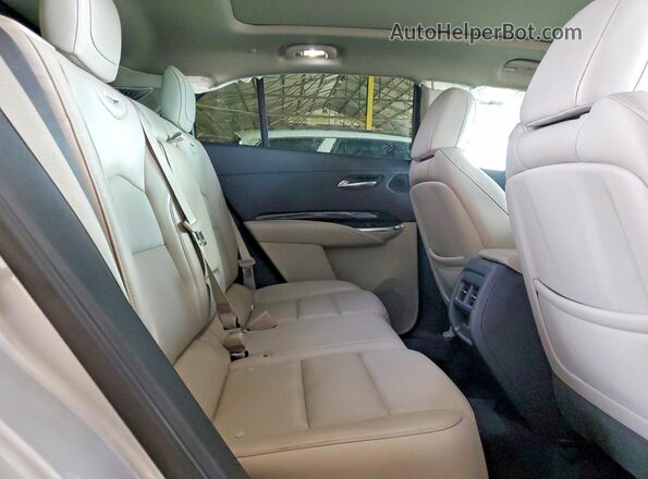 1GYFZCR49KF183044 2019 CADILLAC XT4 Серебряный Вид задних сидений