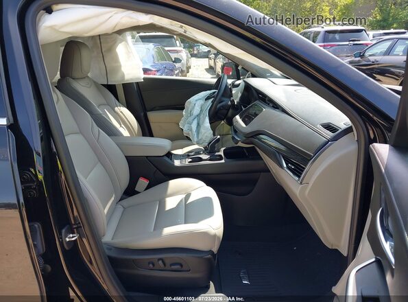 1GYFZDR40MF071001 2021 CADILLAC XT4 Black Սալոնի դիմացի տեսք