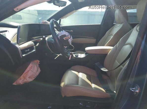 1GYFZDR40RF159716 2024 CADILLAC XT4 Синий Вид салона спереди