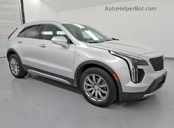 1GYFZDR41LF123623 2020 CADILLAC XT4 Серебряный Передняя правая четверть