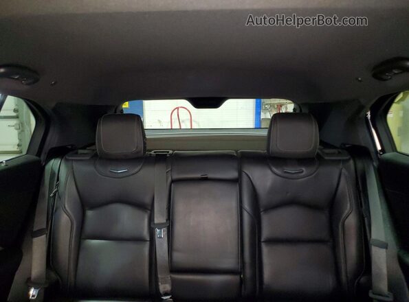 1GYFZDR43KF136324 2019 CADILLAC XT4 Gray Հետևի նստատեղերի տեսք