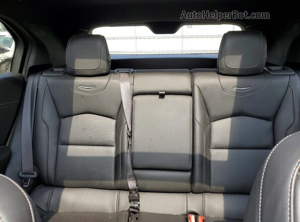 1GYFZDR43MF070456 2021 CADILLAC XT4 Black Հետևի նստատեղերի տեսք