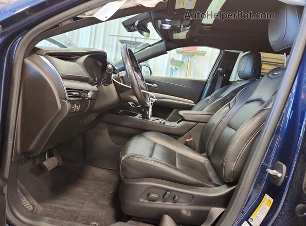1GYFZDR44LF048187 2020 CADILLAC XT4 Blue წინა სალონის ხედი