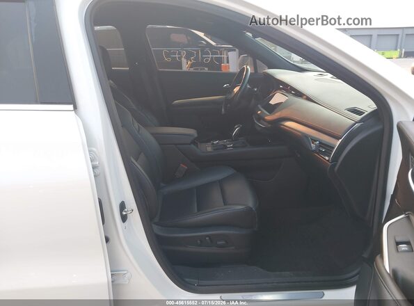 1GYFZDR45KF218930 2019 CADILLAC XT4 White Widok wnętrza z przodu