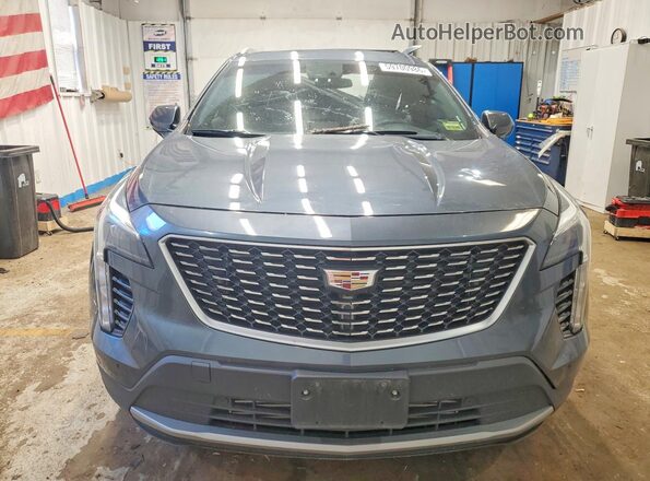 1GYFZDR46KF109439 2019 CADILLAC XT4 Blue Widok z przodu