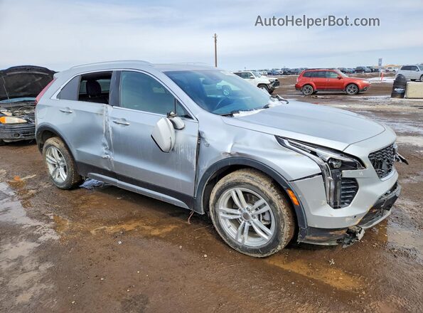 1GYFZDR46MF045826 2021 CADILLAC XT4 Серебряный Передняя правая четверть