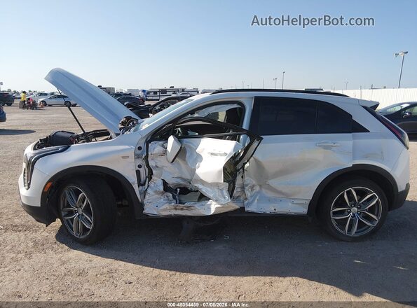 1GYFZER41NF105602 2022 CADILLAC XT4 White წინა ხედი