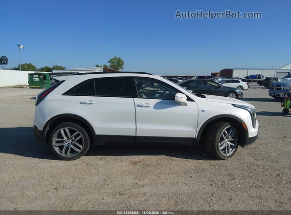 1GYFZER41NF105602 2022 CADILLAC XT4 White უკანა სალონის ხედი