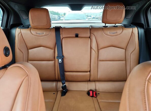 1GYFZER42LF085101 2020 CADILLAC XT4 Red Vista de los asientos traseros
