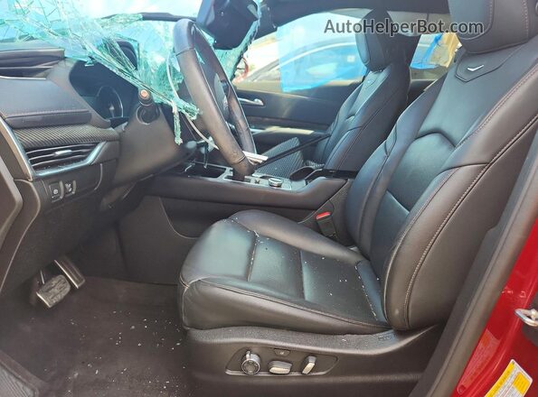 1GYFZER46LF017447 2020 CADILLAC XT4 Red Front interior view