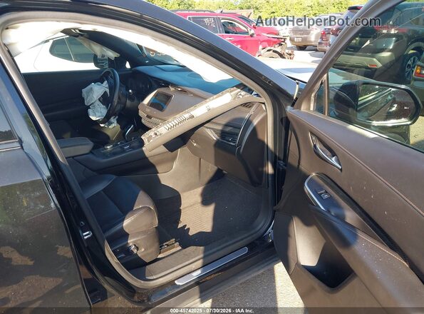 1GYFZER46LF062260 2020 CADILLAC XT4 Black Вид салону спереду