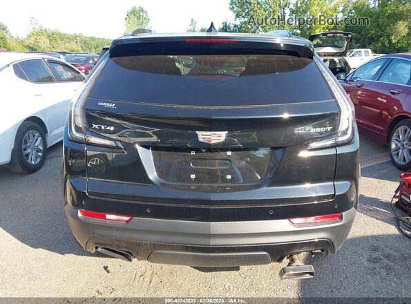 1GYFZER46LF062260 2020 CADILLAC XT4 Black 