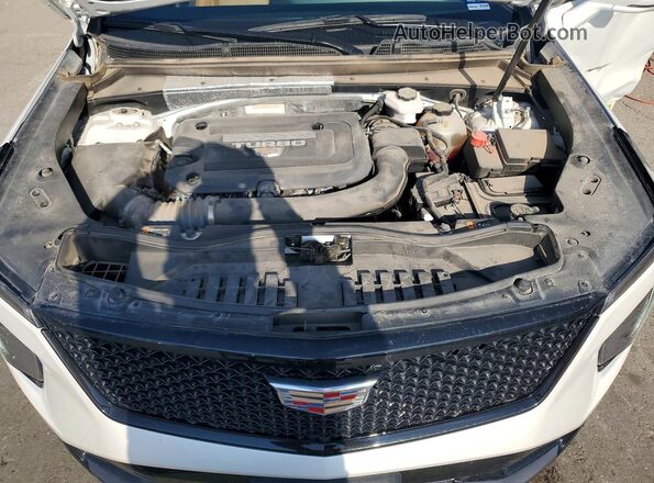 1GYFZFR40RF159100 2024 CADILLAC XT4 White Vista del compartimento del motor