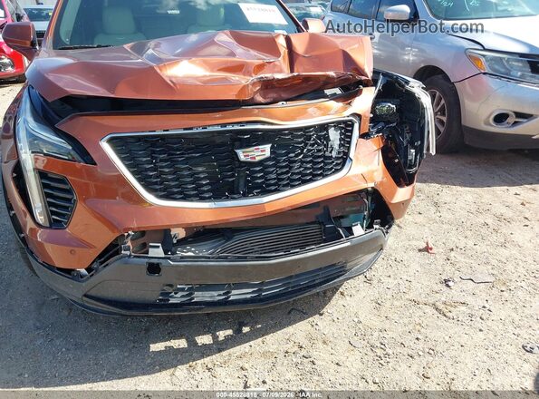 1GYFZFR41KF108355 2019 CADILLAC XT4 Silver წინა ხედი