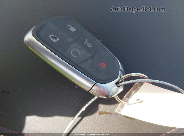 1GYFZFR41KF108355 2019 CADILLAC XT4 Silver წინა პანელის ხედი