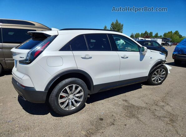 1GYFZFR44MF001058 2021 CADILLAC XT4 White Trasero derecho